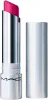 MAC GLOW PLAY באלם שפתיים לחותי בעל גוון - BEYOND