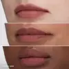 BOBBI BROWN LUXE CASHMERE שפתון יוקרתי רווי בפיגמנט בגימור מאט רך - NEUTRAL ROSE