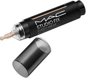 MAC STUDIO FIX WEAR ALL-OVER עט קונסילר ומייקאפ - NW15