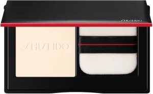 SHISEIDO SYNCHRO SKIN פודרה דחוסה קומפקט בגימור מאט
