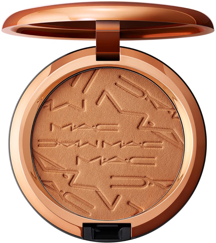 MAC SKINFINISH SUNSTRUCK ברונזר בגימור מאט למראה שזוף - MATTE MEDIUM GOLDEN