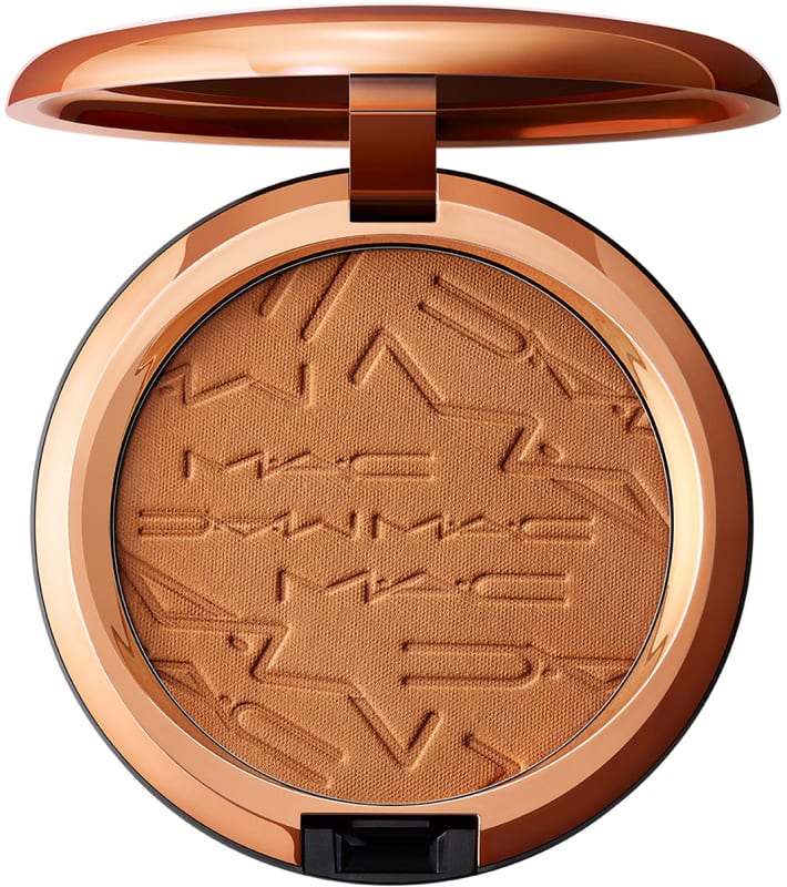 MAC SKINFINISH SUNSTRUCK ברונזר בגימור מאט למראה שזוף - MATTE DEEP GOLDEN